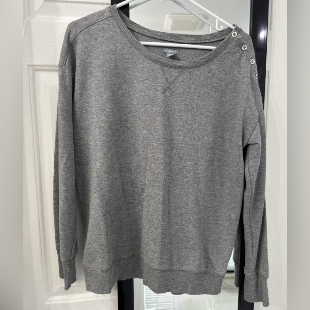 Aerie Heather Gray Crew Neck Sweater